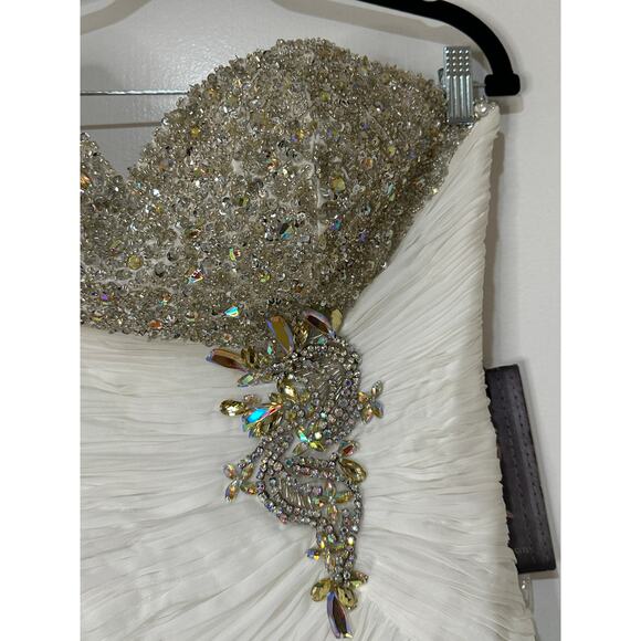 Mac Duggal Bustier Gown White Beaded Embellishments Size 10 NWT 64330 Wedding - Picture 5 of 16
